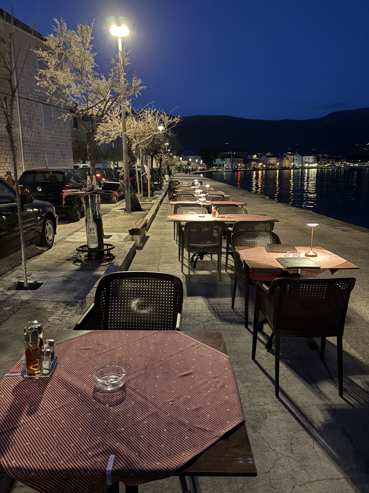 Kaštel Stari – Dinner an der Promenade